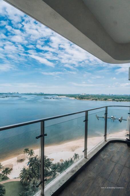 New! Super Seaview 6pax Lovell Danga Bay 3br Pangsapuri *