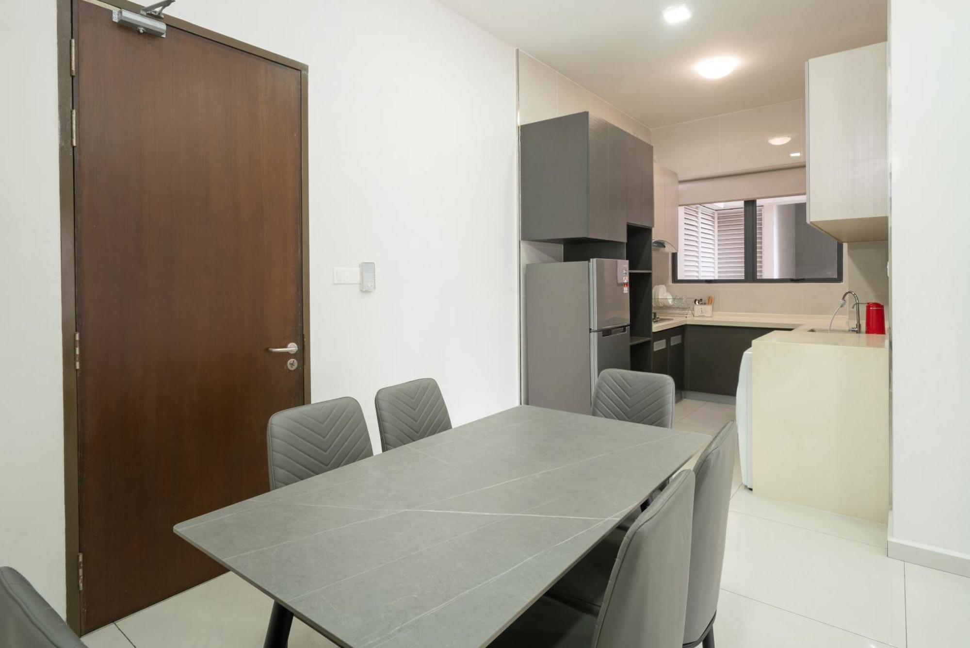 New! Super Seaview 6pax Lovell Danga Bay 3br